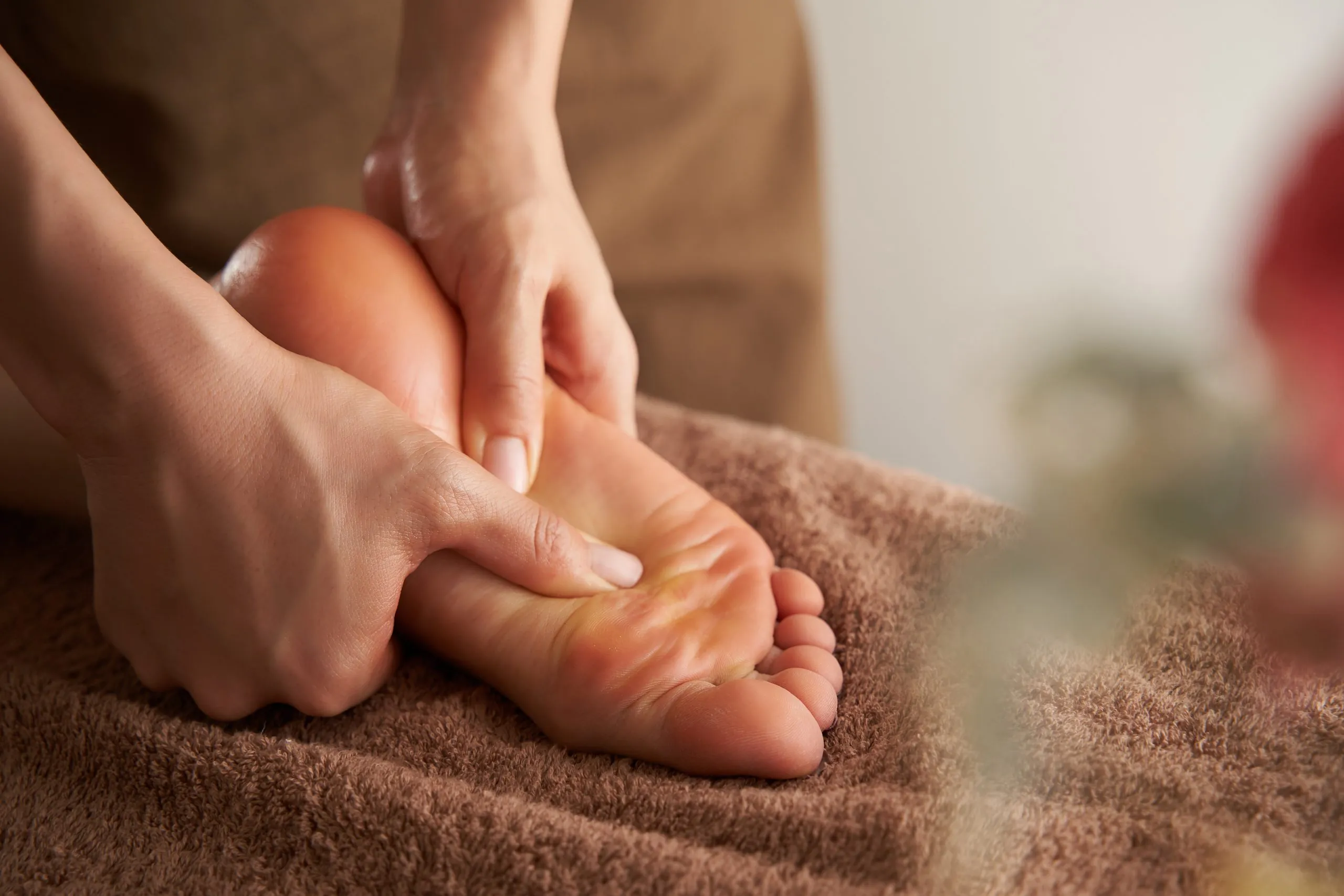 Remedial Massage for Foot Pain: Metatarsalgia and Plantar Fasciitis
